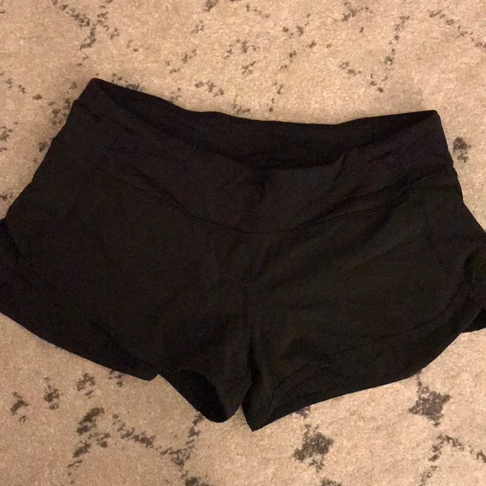 Lululemon Speed Up short